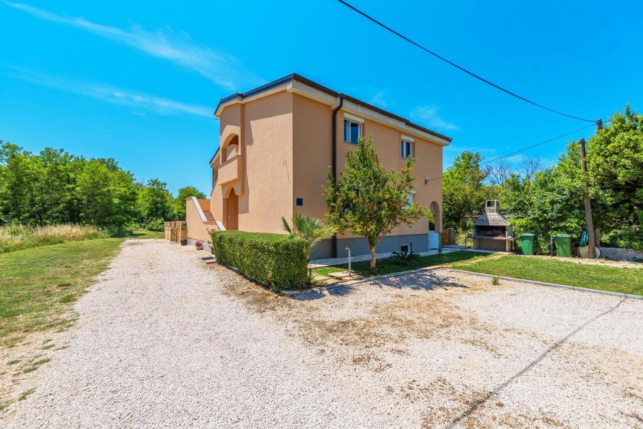 Nelly Apartments Privlaka  Bagian luar foto