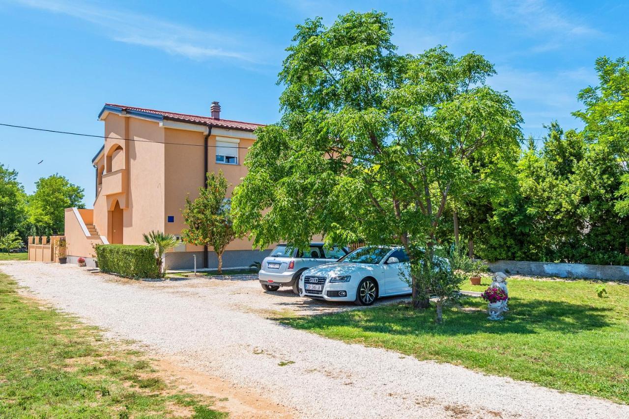Nelly Apartments Privlaka  Bagian luar foto