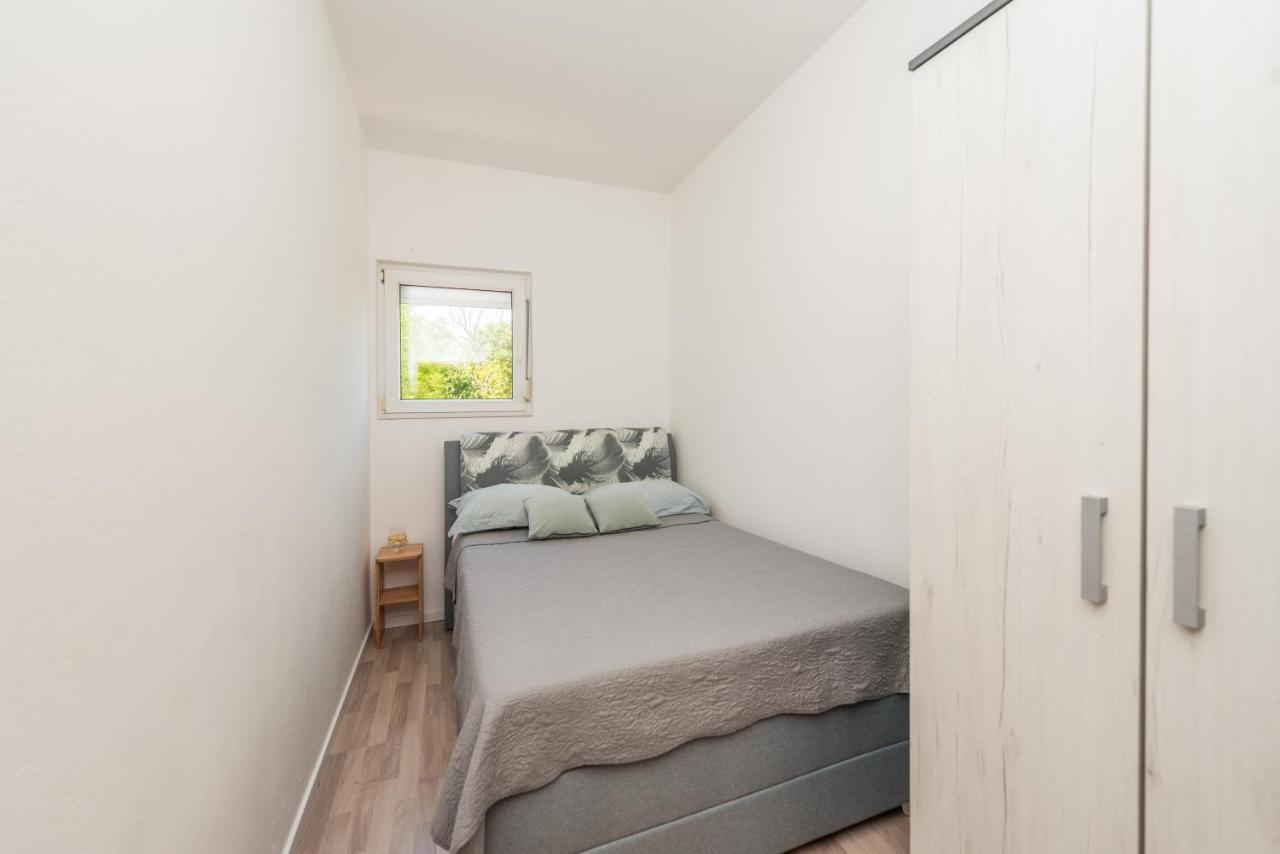Nelly Apartments Privlaka  Bagian luar foto